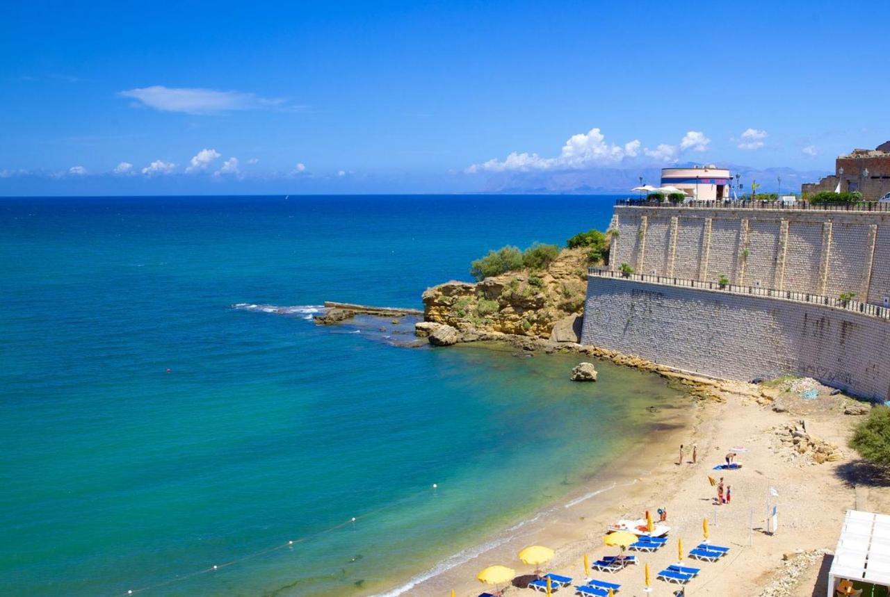 Apartamento Carducci Loft Castellammare del Golfo Exterior foto